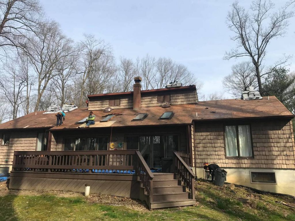 Roof tear off and shingle replacement